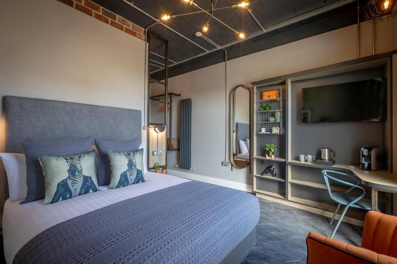 Hotel67 Киларни Екстериор снимка
